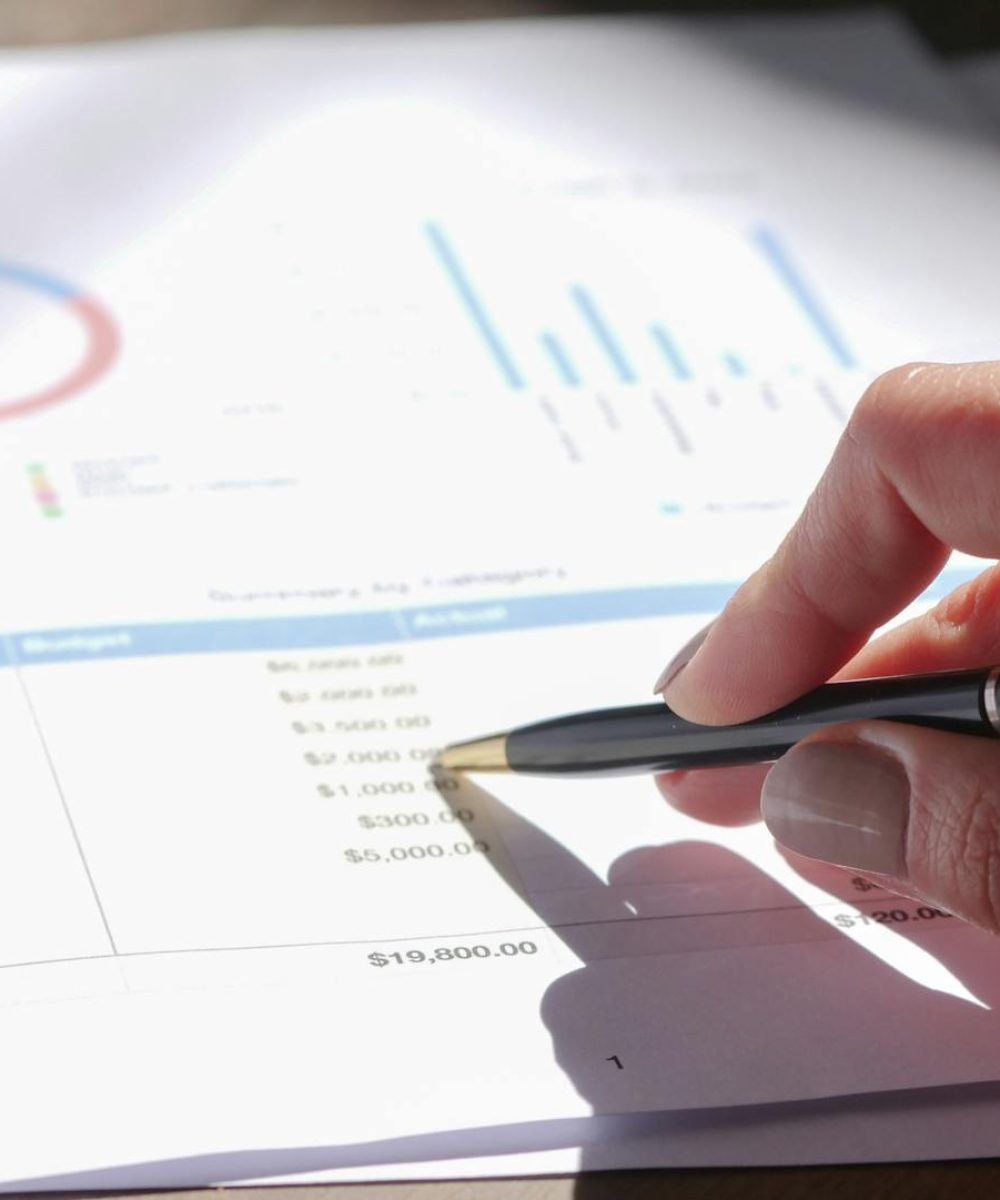 pexels-kindelmedia-7054415